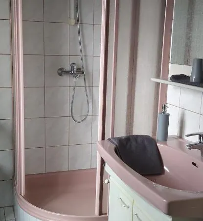Apartman *
